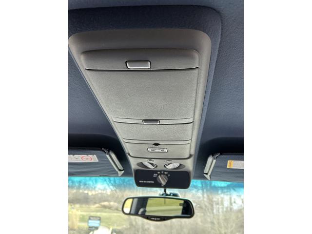 Photo of 1999 Blue Chevrolet Tahoe