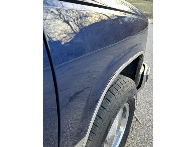Photo of 1999 Blue Chevrolet Tahoe