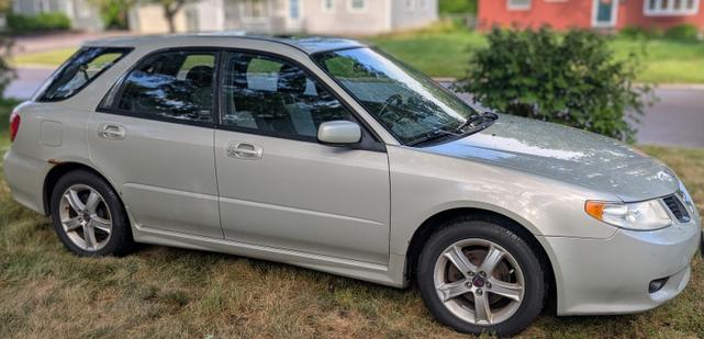 Photo of 2005 Gold Saab 9-2X