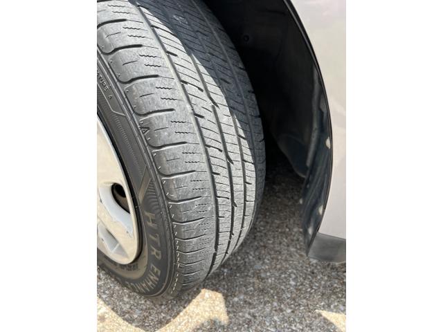 Photo of 2004 Silver Honda Accord