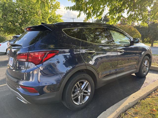 Photo of 2017 Blue Hyundai Santa Fe Sport