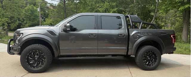 Photo of 2019 Gray Ford F-150