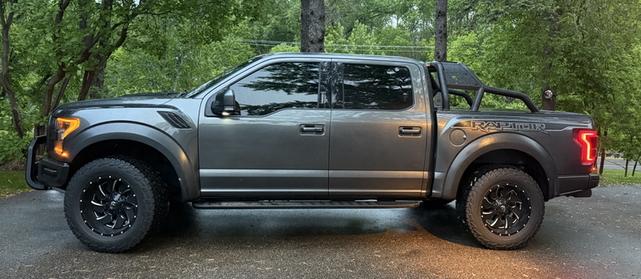 Photo of 2019 Gray Ford F-150