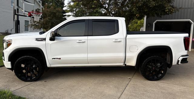 Photo of 2020 White GMC Sierra 1500