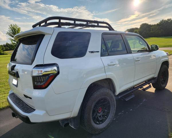 Photo of 2023 White Toyota 4Runner