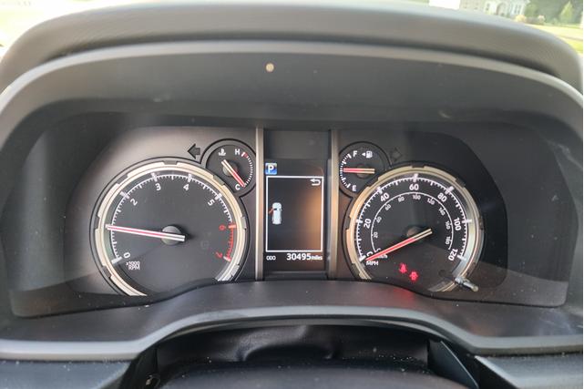 Photo of 2023 White Toyota 4Runner