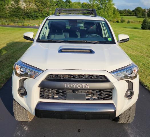 Photo of 2023 White Toyota 4Runner