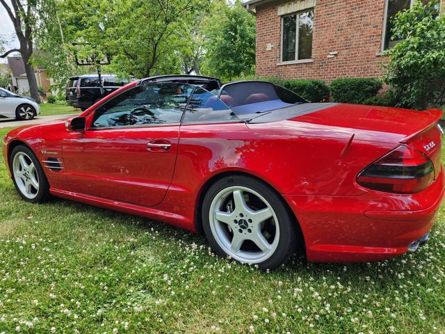 Photo of 2005 Red Mercedes-Benz SL-Class