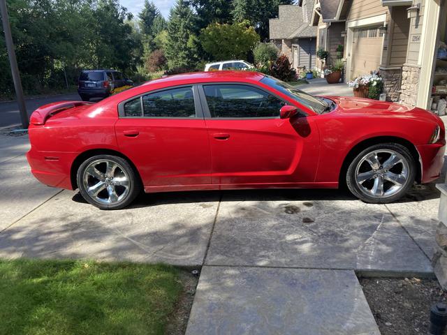 Photo of 2014 Red Dodge Charger