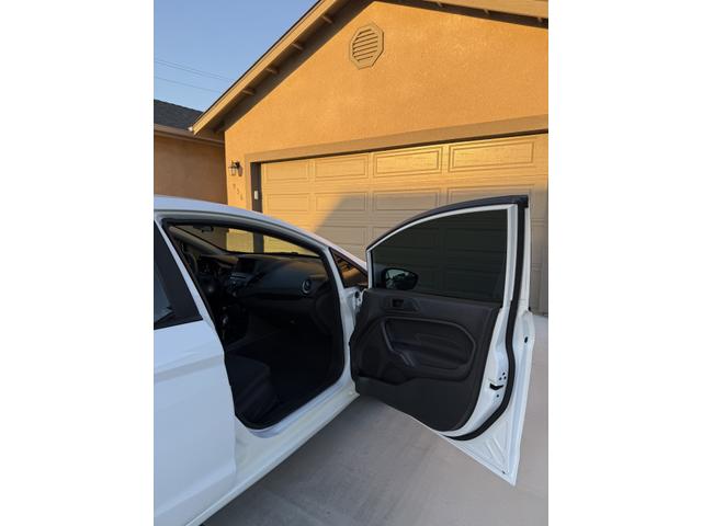 Photo of 2017 White Ford Fiesta