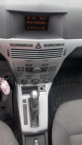 Photo of 2008 Silver Saturn Astra
