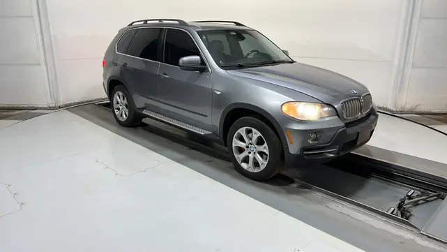 Photo of 2008 Gray BMW X5