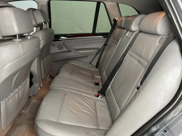 Photo of 2008 Gray BMW X5