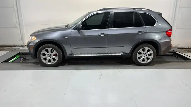 Photo of 2008 Gray BMW X5