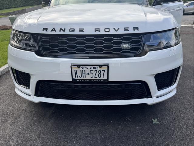 Photo of 2020 White Land Rover Range Rover Sport