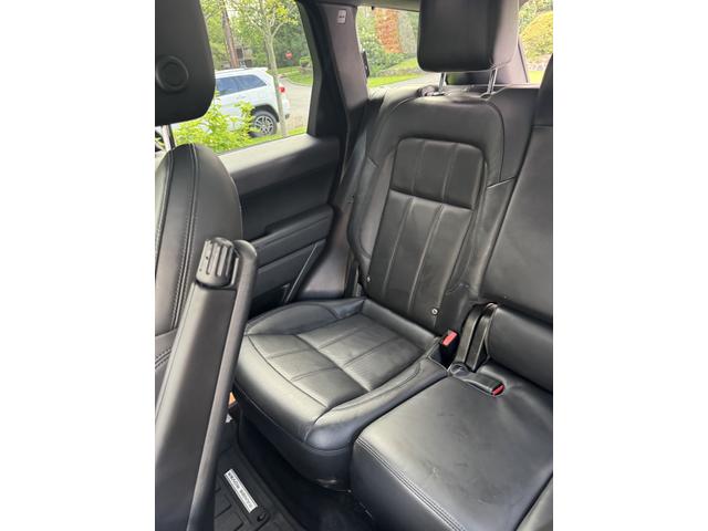 Photo of 2020 White Land Rover Range Rover Sport
