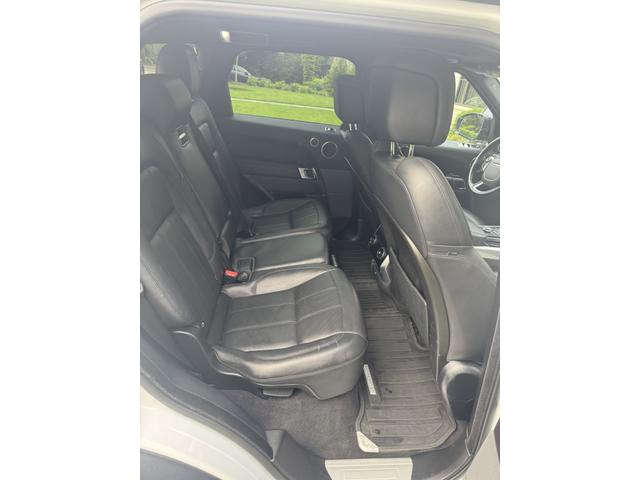 Photo of 2020 White Land Rover Range Rover Sport