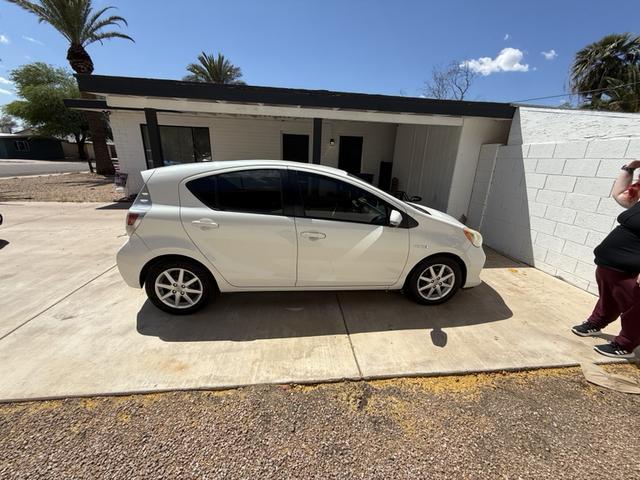 Photo of 2012 White Toyota Prius c