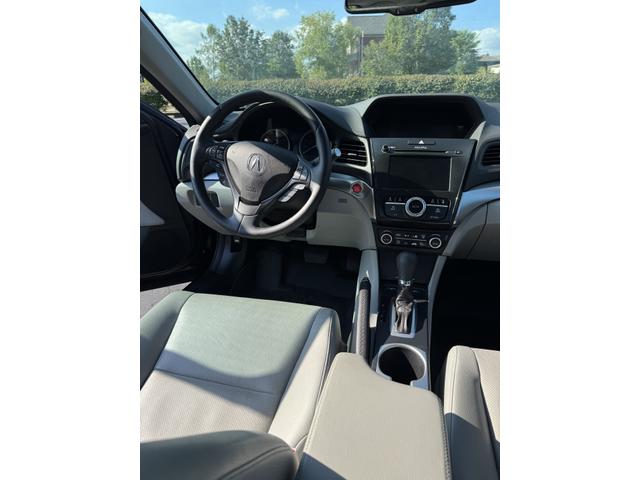 Photo of 2016 Black Acura ILX