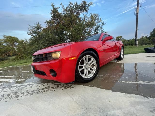 Photo of 2013 Red Chevrolet Camaro