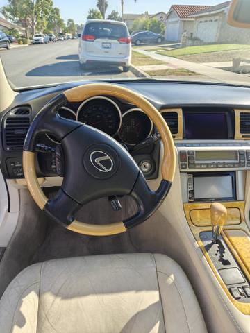 Photo of 2003 White Lexus SC 430