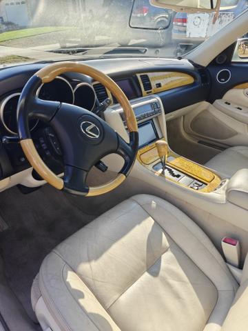 Photo of 2003 White Lexus SC 430