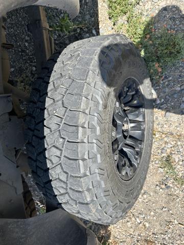 Photo of 2007 Gray Dodge Ram 2500