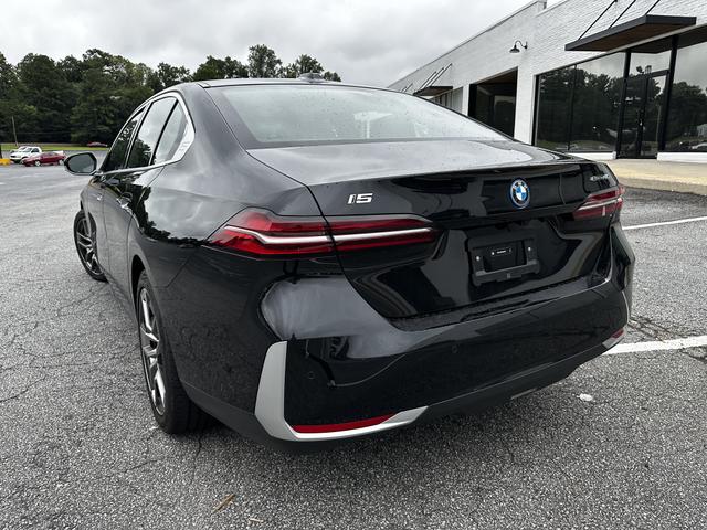 Photo of 2024 Black BMW i5