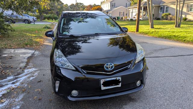 Photo of 2013 Black Toyota Prius v