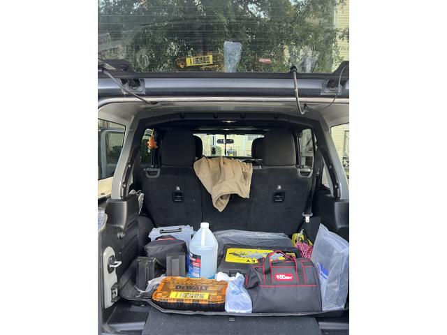 Photo of 2018 Gray Jeep Wrangler Unlimited