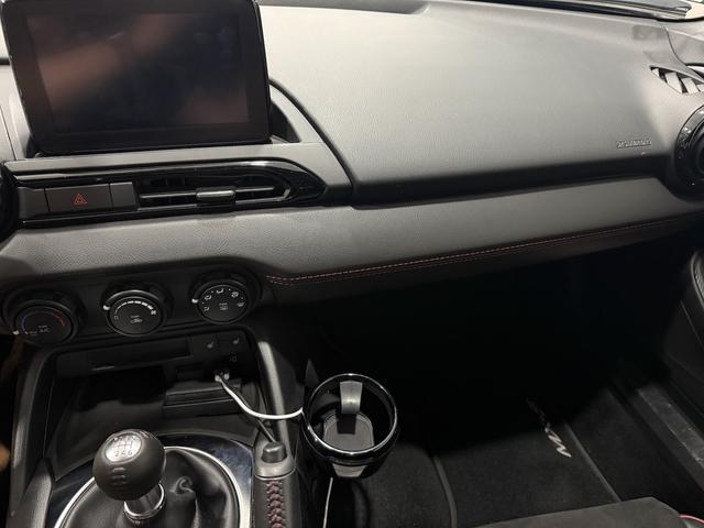 Photo of 2018 Gray Mazda MX-5 Miata