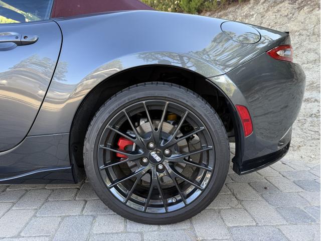 Photo of 2018 Gray Mazda MX-5 Miata