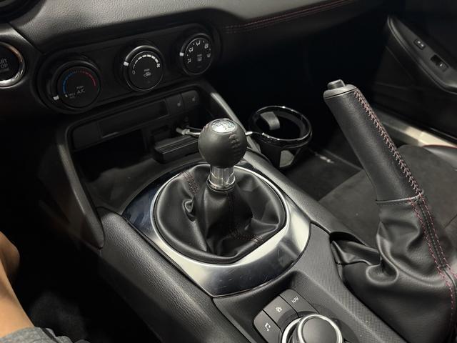 Photo of 2018 Gray Mazda MX-5 Miata