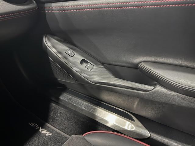 Photo of 2018 Gray Mazda MX-5 Miata