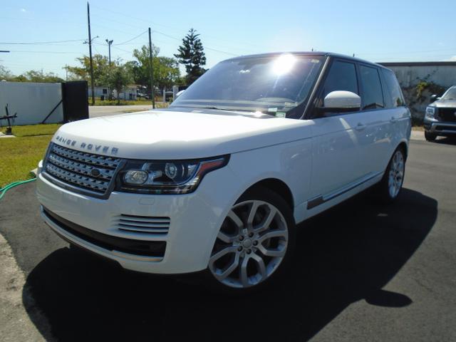 Photo of 2016 White Land Rover Range Rover