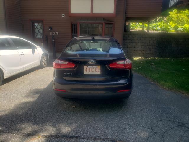 Photo of 2016 Black Kia Forte