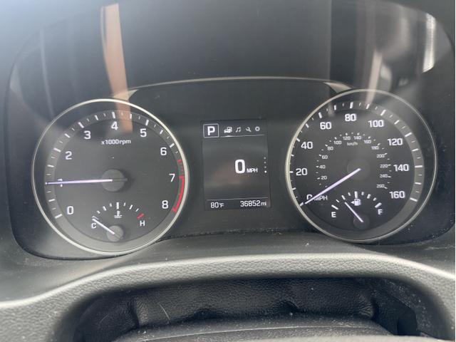 Photo of 2018 Silver Hyundai ELANTRA