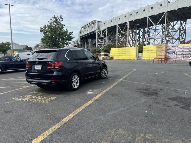 Photo of 2015 Blue BMW X5