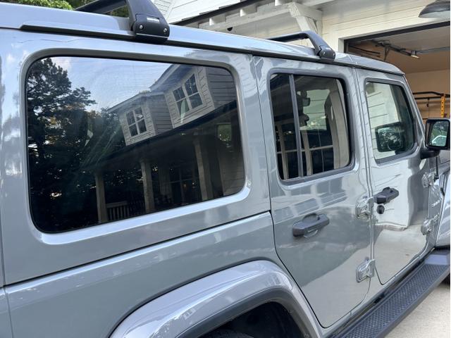 Photo of 2018 Gray Jeep Wrangler Unlimited