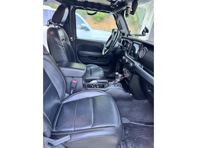 Photo of 2018 Gray Jeep Wrangler Unlimited