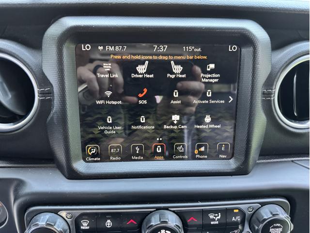 Photo of 2018 Gray Jeep Wrangler Unlimited
