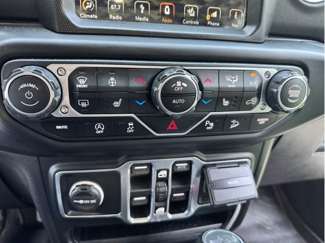 Photo of 2018 Gray Jeep Wrangler Unlimited
