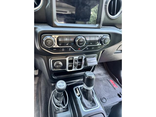 Photo of 2018 Gray Jeep Wrangler Unlimited