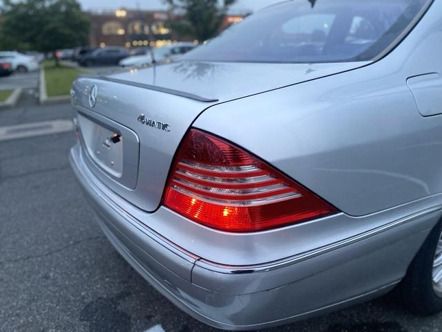 Photo of 2005 Silver Mercedes-Benz S-Class