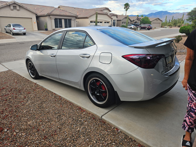 Photo of 2014 Silver Toyota Corolla