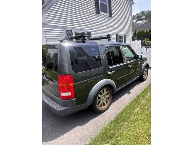 Photo of 2006 Green Land Rover LR3