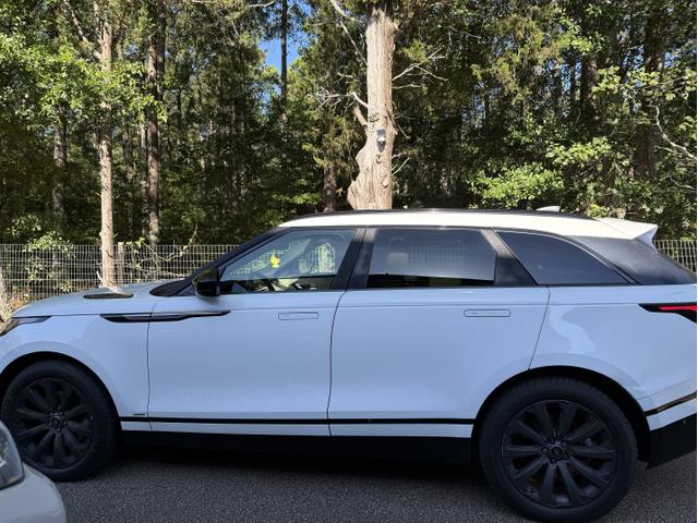 Photo of 2018 White Land Rover Range Rover Velar
