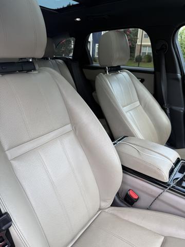 Photo of 2018 White Land Rover Range Rover Velar