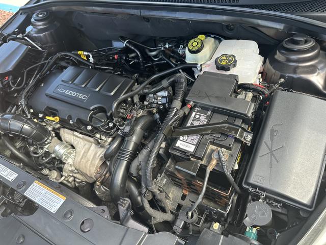 Photo of 2015 Gray Chevrolet Cruze