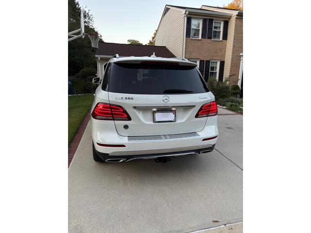 Photo of 2017 White Mercedes-Benz GLE 350